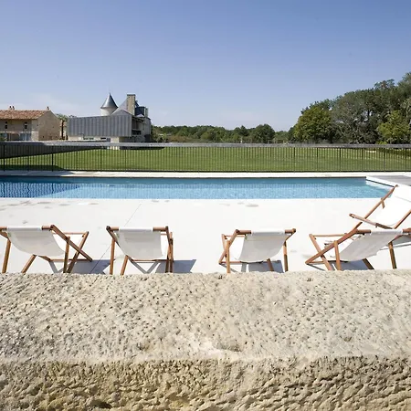 Szálloda Domaine Du Normandoux, The Originals Relais