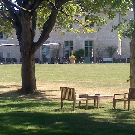 Hotel Domaine Du Normandoux, The Originals Relais Tercé