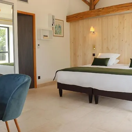 Hotel Domaine Du Normandoux, The Originals Relais Tercé