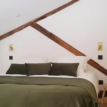 Hotel Domaine Du Normandoux, The Originals Relais 3*
