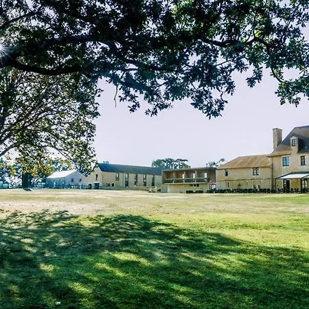 Domaine Du Normandoux, The Originals Relais Hotel 3*